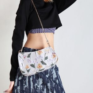2022 Women's Three-Dimensional Embroidered Lace Pearl Chain Underarm Crossbody Bag - Trendy Niche Handbag