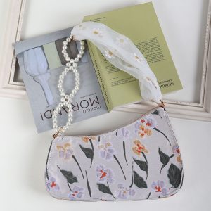 2022 Women's Three-Dimensional Embroidered Lace Pearl Chain Underarm Crossbody Bag - Trendy Niche Handbag