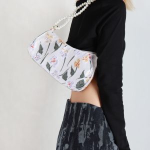 2022 Women's Three-Dimensional Embroidered Lace Pearl Chain Underarm Crossbody Bag - Trendy Niche Handbag
