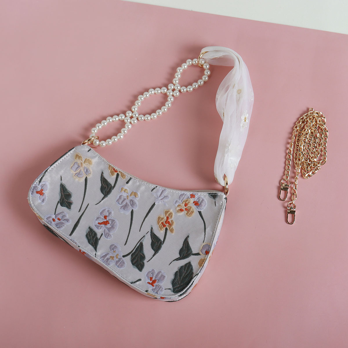 2022 Women's Three-Dimensional Embroidered Lace Pearl Chain Underarm Crossbody Bag - Trendy Niche Handbag