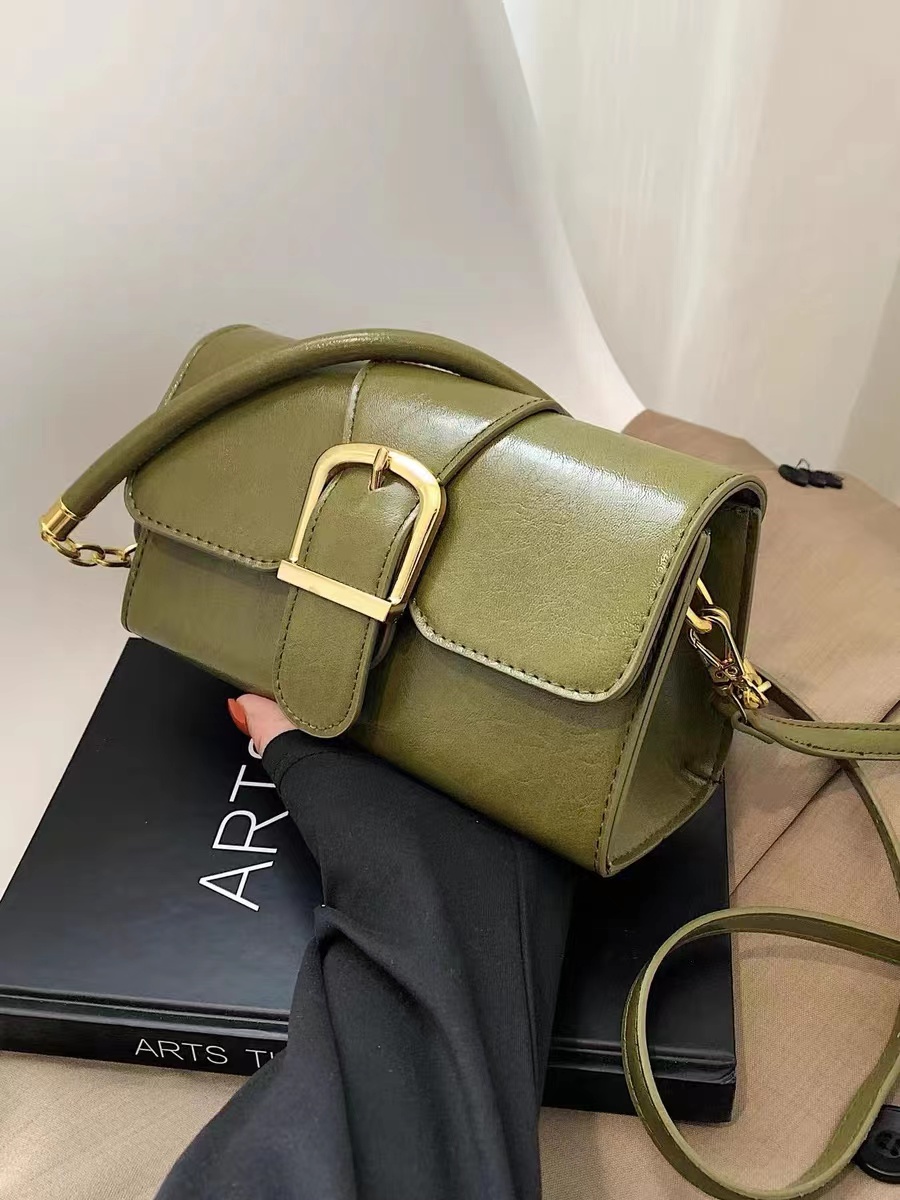 2023 Casual Shiny Green Small Square Crossbody Bag - Elegant Shoulder Underarm Bag for Women, Niche Fashion Accessory 2023 Casual Shiny Green Small Square Crossbody Bag - Elegant Shoulder Underarm Bag for Women, Niche Fashion Accessory