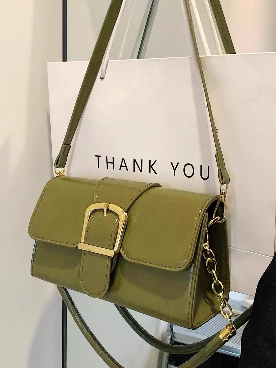 2023 Casual Shiny Green Small Square Crossbody Bag - Elegant Shoulder Underarm Bag for Women, Niche Fashion Accessory 2023 Casual Shiny Green Small Square Crossbody Bag - Elegant Shoulder Underarm Bag for Women, Niche Fashion Accessory