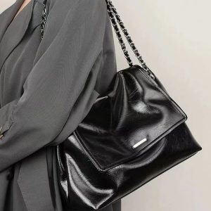 2023 Trendy Autumn Winter Chain Shoulder Crossbody Bag, Versatile Large Capacity Underarm Bag for Women