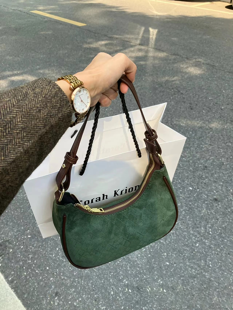 2023 Women's High-End Spring Summer Handbag | Versatile Underarm Shoulder & Crossbody Bag, Fashionable Niche Style 2023 Women's High-End Spring Summer Handbag | Versatile Underarm Shoulder & Crossbody Bag, Fashionable Niche Style