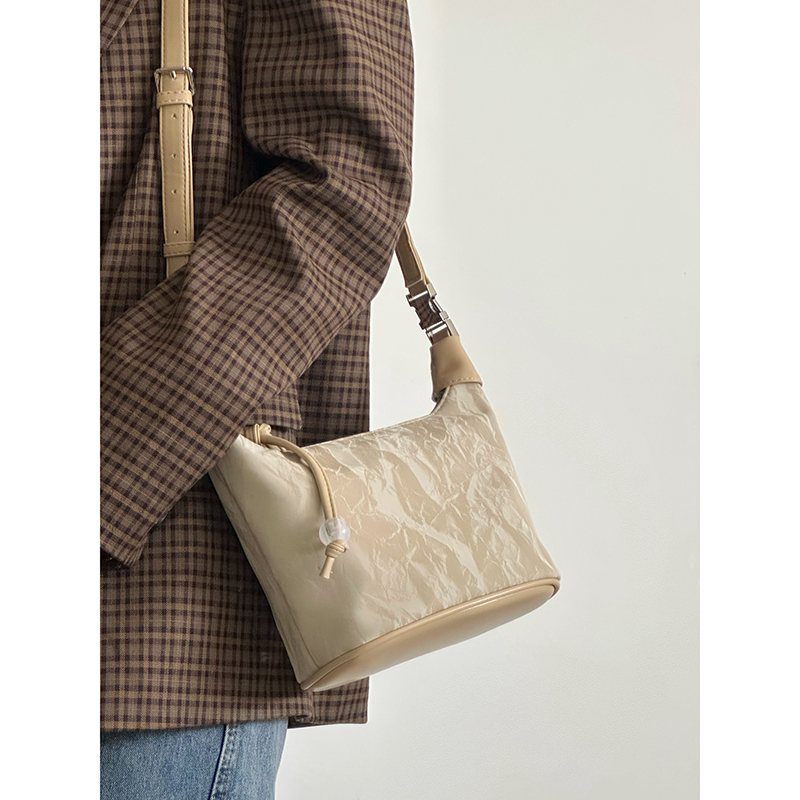 2024 Chinese-Style Handbag for Women - Versatile Work and Commuting Handheld, Underarm, Shoulder, and Crossbody Bag