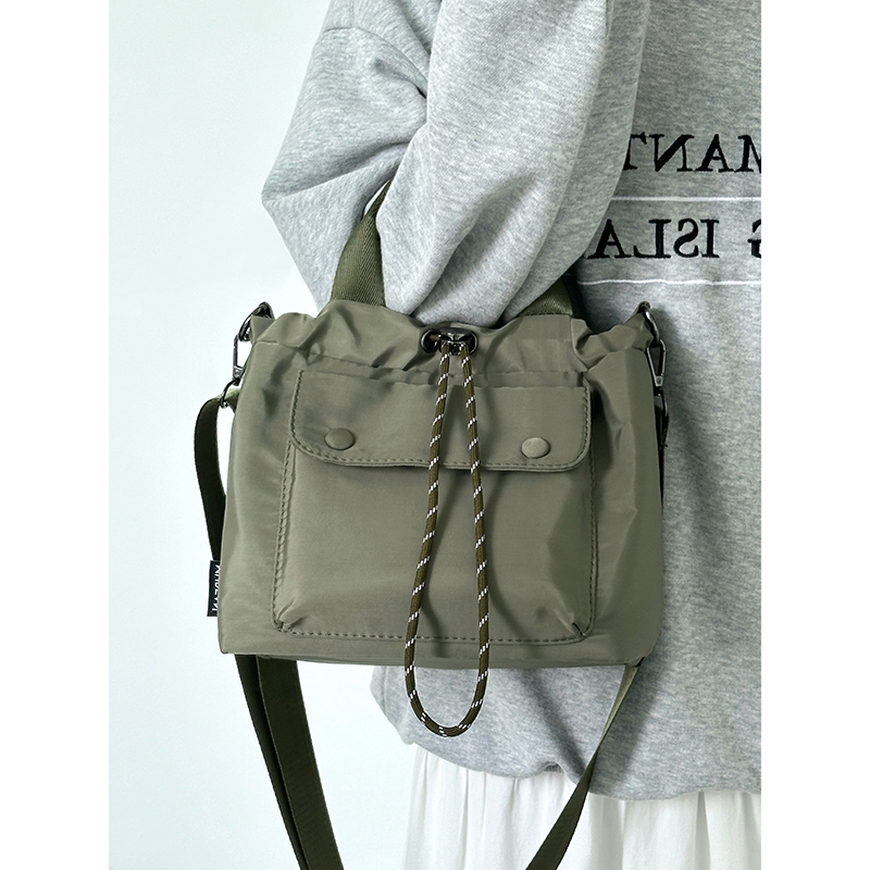 2024 Large Capacity Commuter Tote Bag for Women - Versatile Casual Shoulder and Crossbody Style