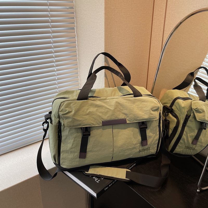 2025 Fitness Travel Bag for Men & Women - Large Capacity Training & Business Luggage for Short Trips