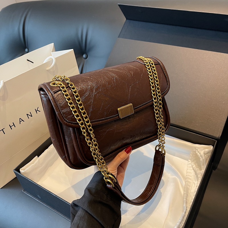 2025 High-End Textured Chain Shoulder Crossbody Bag for Women - Fashionable Commuting Underarm Style 2025 High-End Textured Chain Shoulder Crossbody Bag for Women - Fashionable Commuting Underarm Style