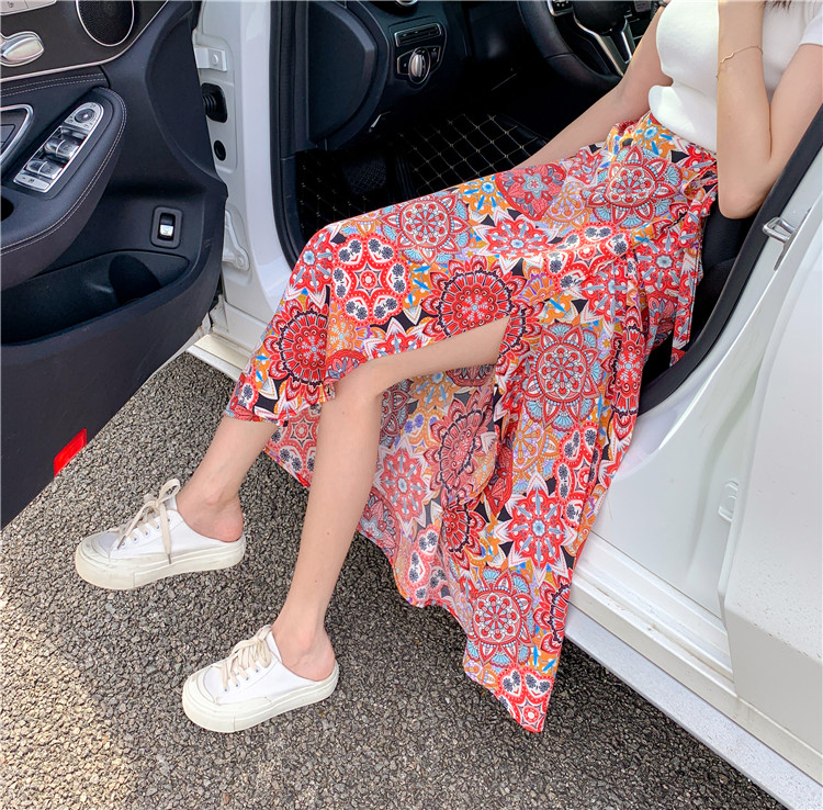 2025 Summer A-Line Floral Beach Skirt for Curvy Hips & Thighs - Irregular Long Design, Perfect for Boho and Y2K Styles 2025 Summer A-Line Floral Beach Skirt for Curvy Hips & Thighs - Irregular Long Design, Perfect for Boho and Y2K Styles