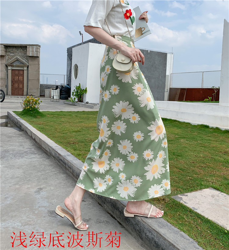 2025 Summer A-Line Floral Beach Skirt for Curvy Hips & Thighs - Irregular Long Design, Perfect for Boho and Y2K Styles 2025 Summer A-Line Floral Beach Skirt for Curvy Hips & Thighs - Irregular Long Design, Perfect for Boho and Y2K Styles