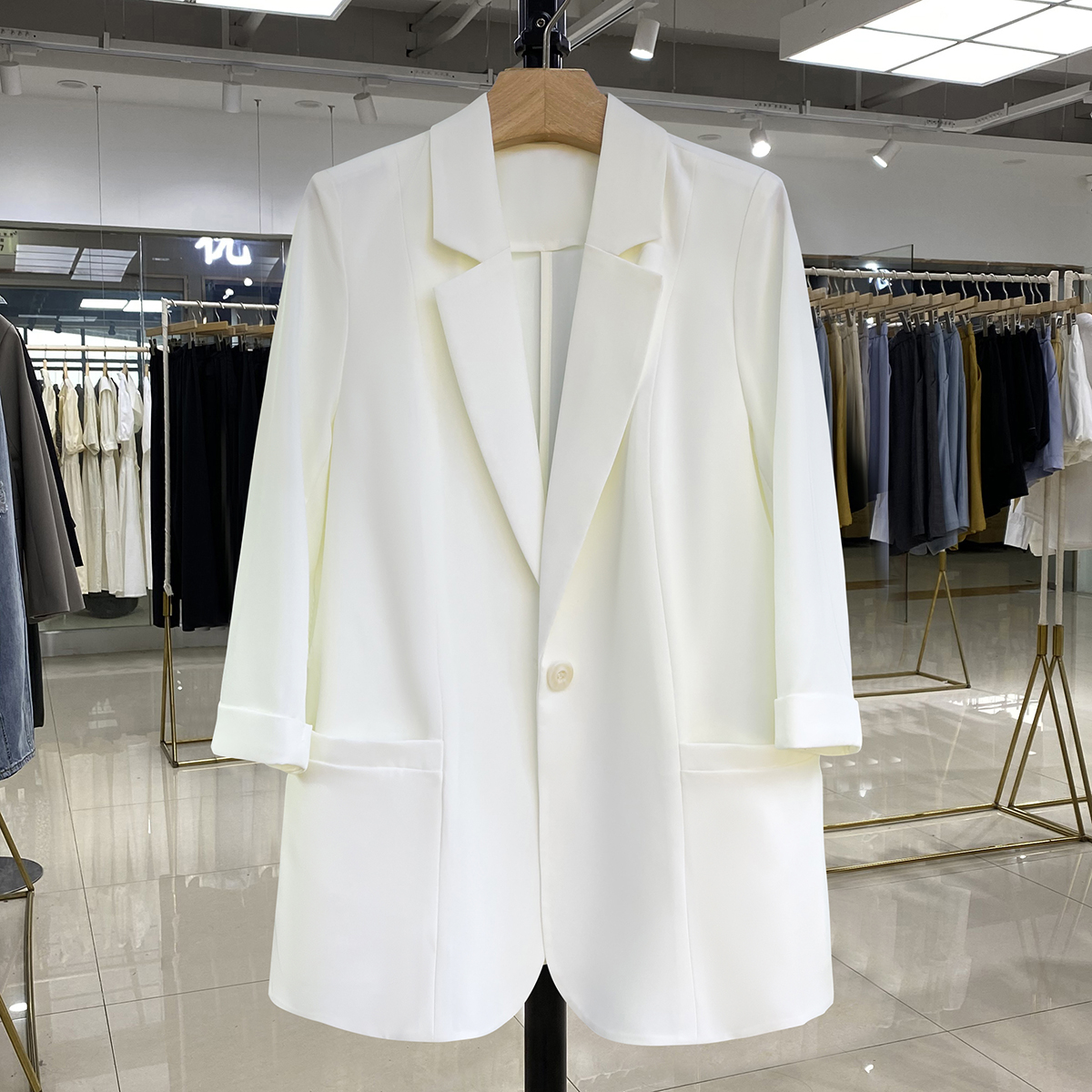 2025 Summer Thin Draped White Blazer for Women, Casual Professional One-Button Suit, Chic Office Wear