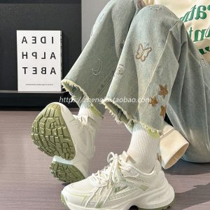 2025 Summer Unisex Height-Increasing Mesh Sports Shoes - Breathable White Dad Sneakers for Couples