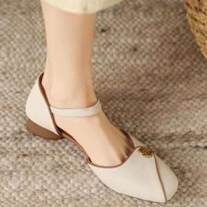 2025 Summer Women's Sheepskin Camellia Mid-Heel Chunky Square-Toe Hollow Buckle Closed-Toe Sandals - Y2K Style
