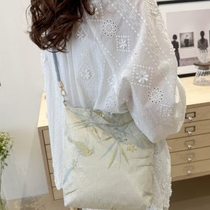 2025 Women's Chinese-Style Bucket Bag - Versatile Casual Shoulder Bag with Large Capacity for Commuting and Everyday Use