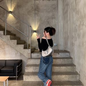 2025 Women's Vintage Baguette Bag, Niche Design Shoulder Underarm Bag, Versatile Fashion Crossbody for Everyday Style