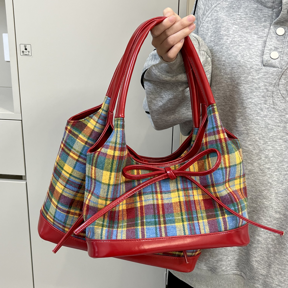 2025 Women's Woolen Plaid Shoulder Bag - Trendy Red Retro Bow Tote for Niche Fashion Lovers 2025 Women's Woolen Plaid Shoulder Bag - Trendy Red Retro Bow Tote for Niche Fashion Lovers