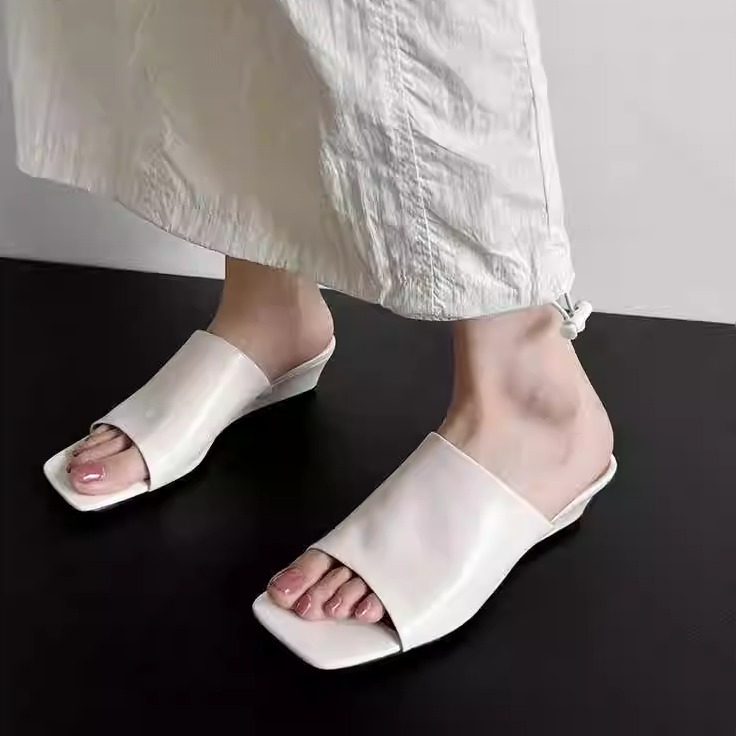 4.5cm Wedge Sandals - One-Strap Low-Heeled Mules, Versatile Slip-On Slippers for Effortless Summer Style