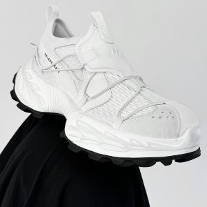 All-Black 18XL Dad Shoes for Men - Trendy Functional Outdoor Hiking Mountaineering Sneakers for Couples