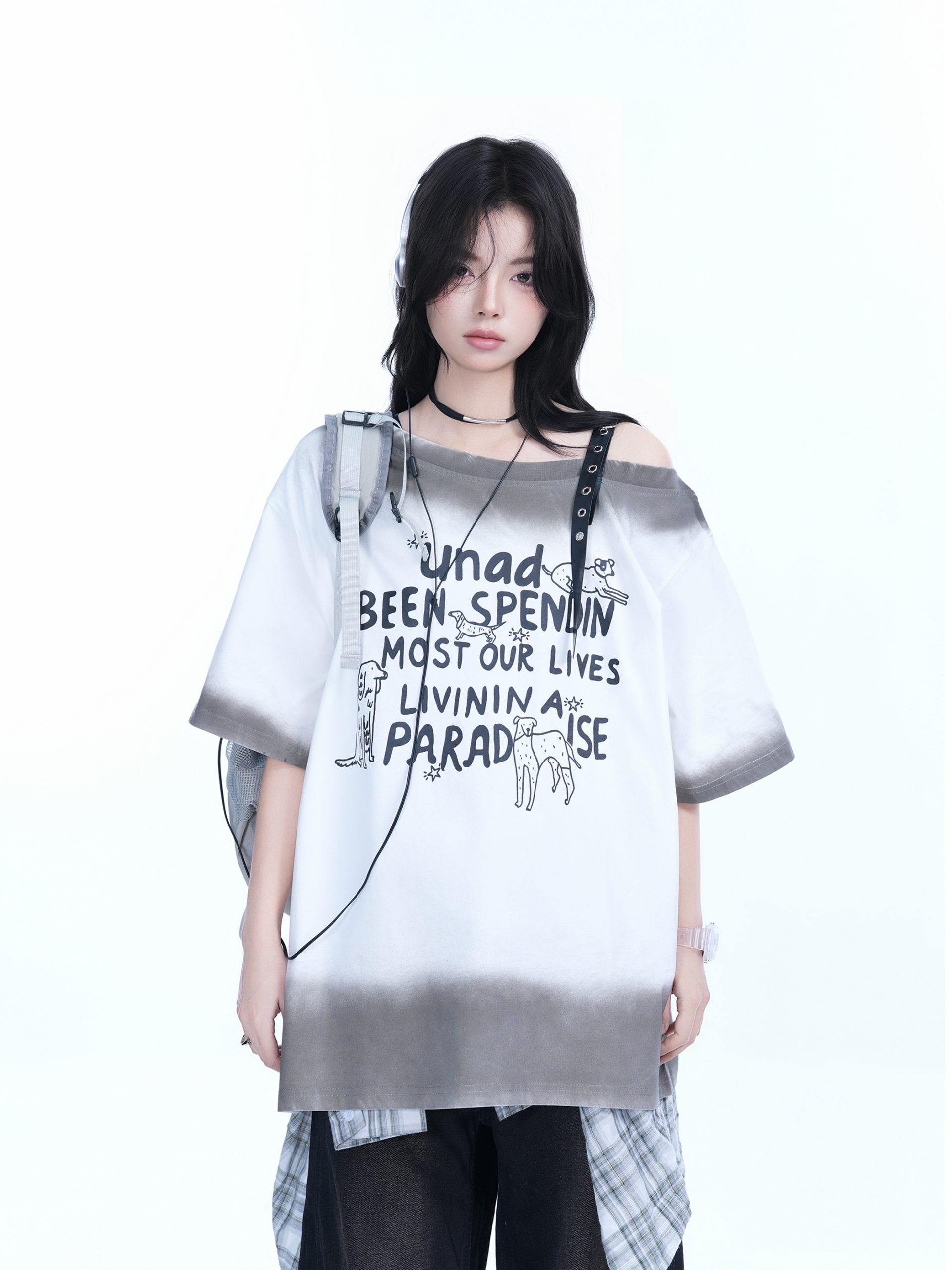 American Gradient Leather Buckle Off-Shoulder Oversized Short Sleeve T-Shirt for Women - Trendy Casual Spicy Girl Style American Gradient Leather Buckle Off-Shoulder Oversized Short Sleeve T-Shirt for Women - Trendy Casual Spicy Girl Style