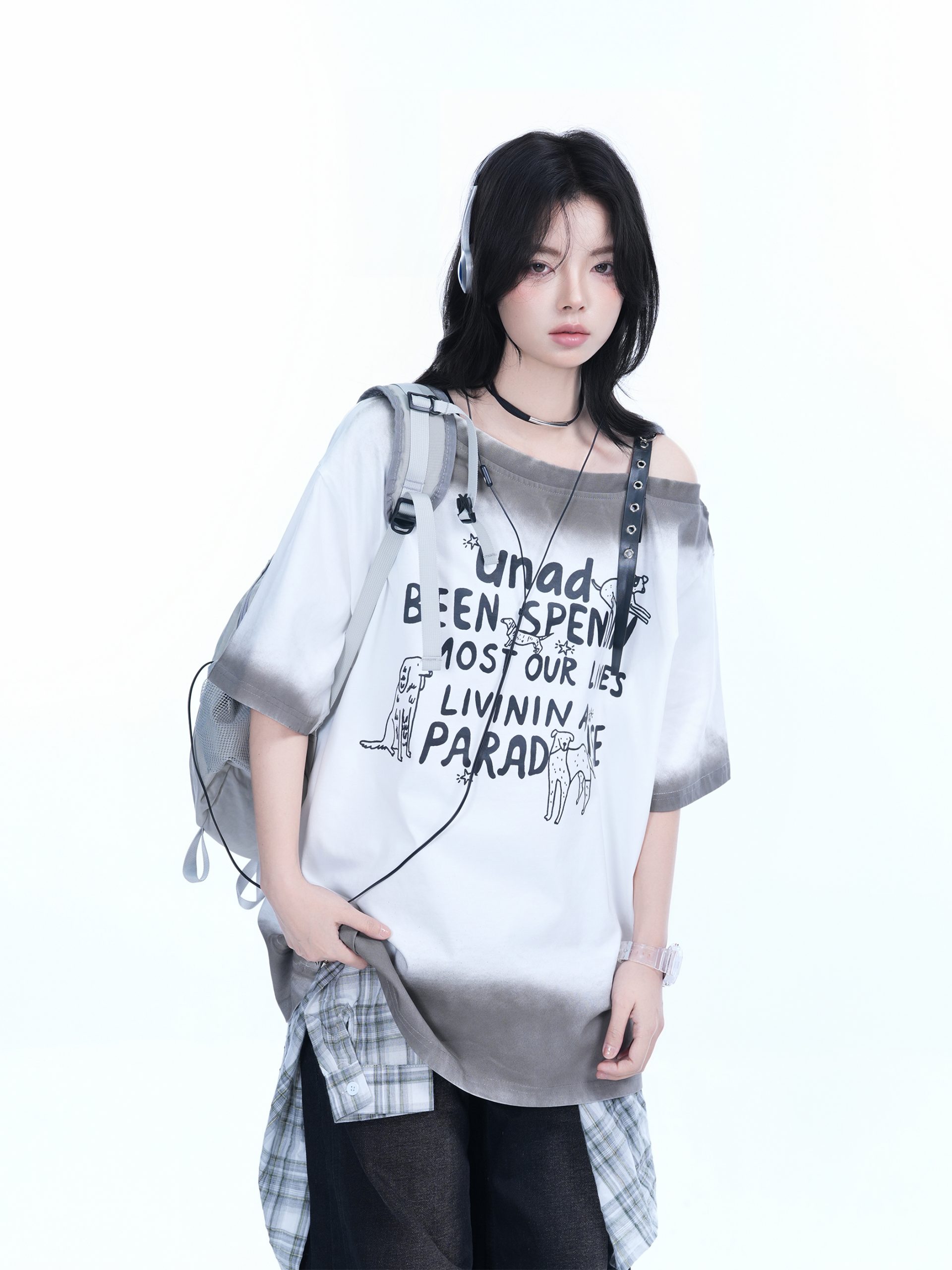 American Gradient Leather Buckle Off-Shoulder Oversized Short Sleeve T-Shirt for Women - Trendy Casual Spicy Girl Style American Gradient Leather Buckle Off-Shoulder Oversized Short Sleeve T-Shirt for Women - Trendy Casual Spicy Girl Style