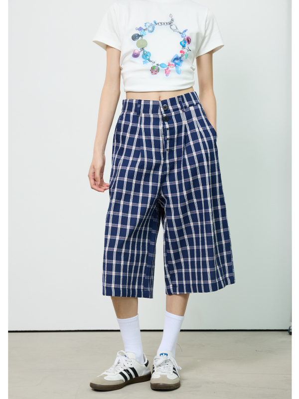 American Retro Blue and White Checkered Loose Wide-Leg Three-Quarter Pants for Women - Casual Y2K Style American Retro Blue and White Checkered Loose Wide-Leg Three-Quarter Pants for Women - Casual Y2K Style