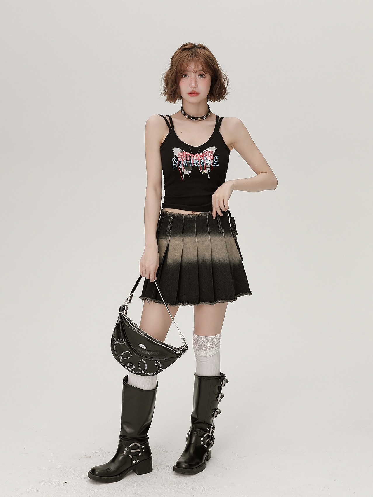 American Retro Butterfly Strap Camisole for Women - Fitted Summer Tank Top with Chest Pads, Spicy Girl Style American Retro Butterfly Strap Camisole for Women - Fitted Summer Tank Top with Chest Pads, Spicy Girl Style