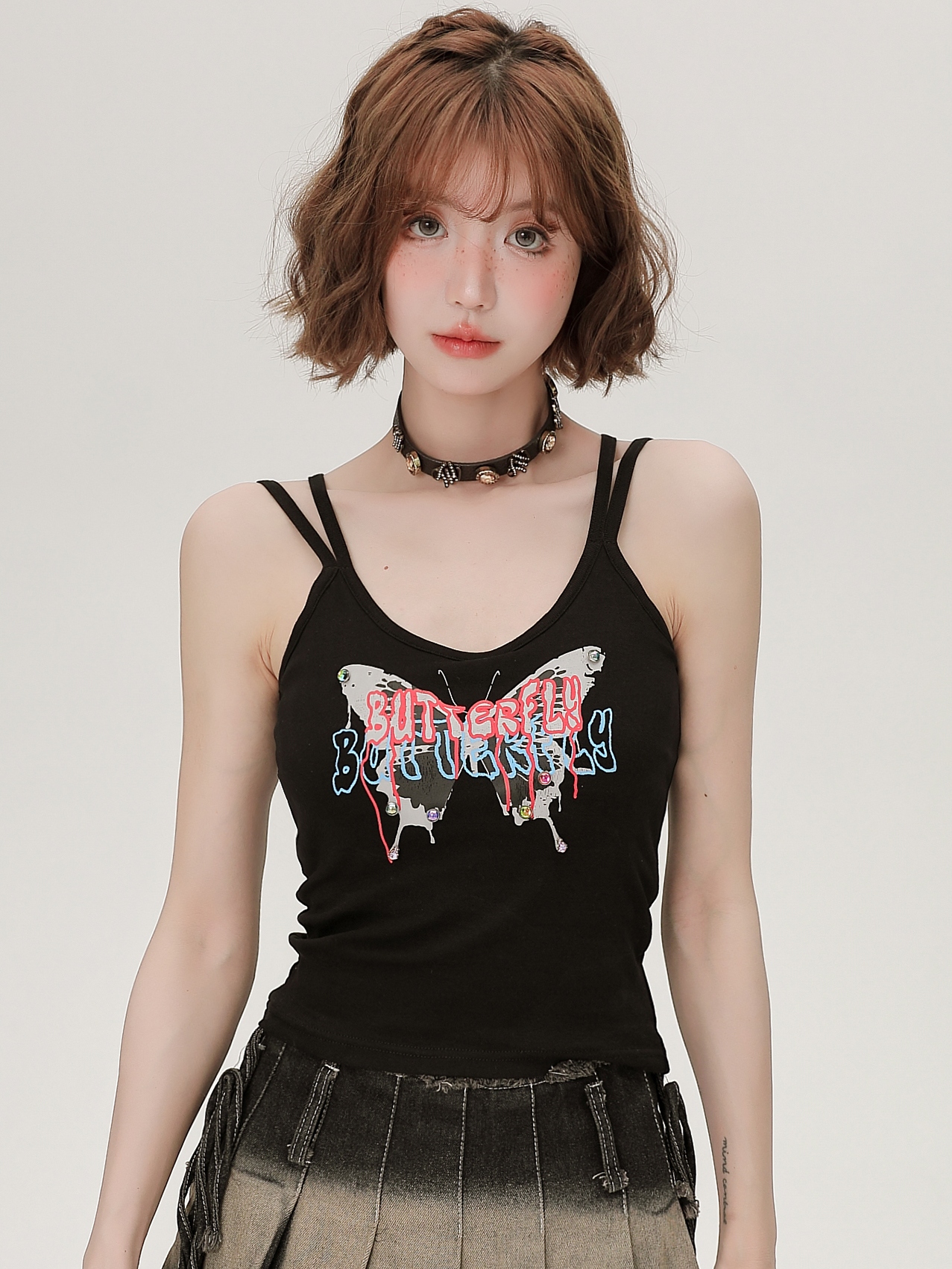 American Retro Butterfly Strap Camisole for Women - Fitted Summer Tank Top with Chest Pads, Spicy Girl Style American Retro Butterfly Strap Camisole for Women - Fitted Summer Tank Top with Chest Pads, Spicy Girl Style