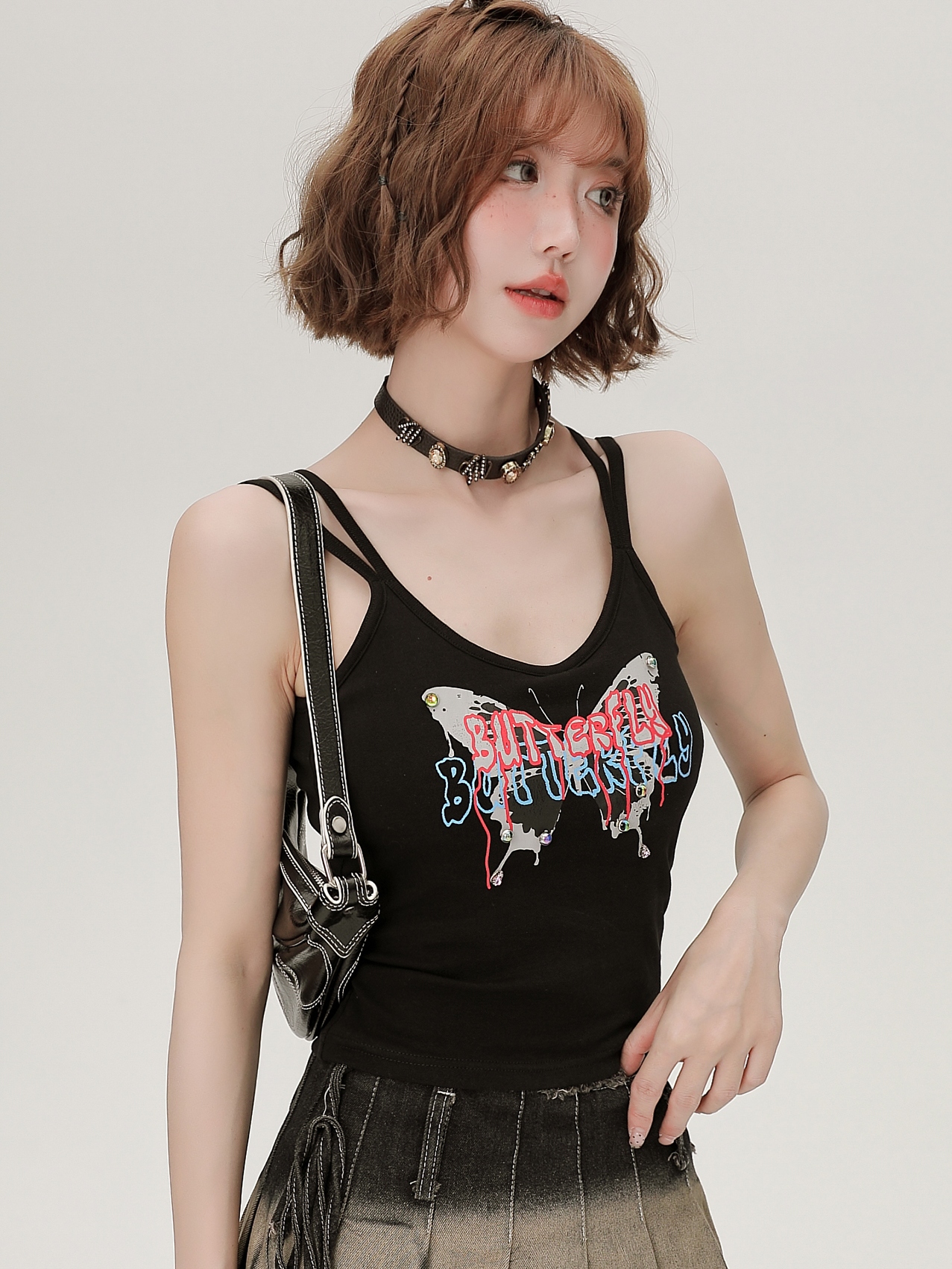 American Retro Butterfly Strap Camisole for Women - Fitted Summer Tank Top with Chest Pads, Spicy Girl Style American Retro Butterfly Strap Camisole for Women - Fitted Summer Tank Top with Chest Pads, Spicy Girl Style