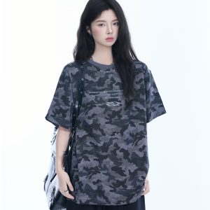 American Retro Camouflage Oversized Short Sleeve T-Shirt for Women - Summer Loose Fit Tee with Graphic Design