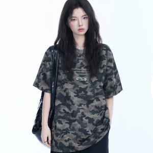 American Retro Camouflage Oversized Short Sleeve T-Shirt for Women - Summer Loose Fit Tee with Graphic Design
