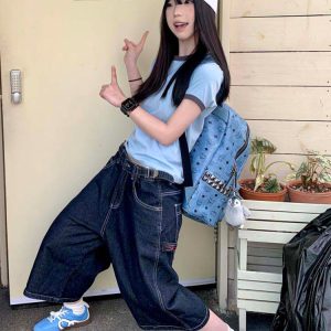 American Retro Color-Blocking Letter Print Cropped T-Shirt for Women - Slim-Fit Short Sleeve Round Neck Summer Top