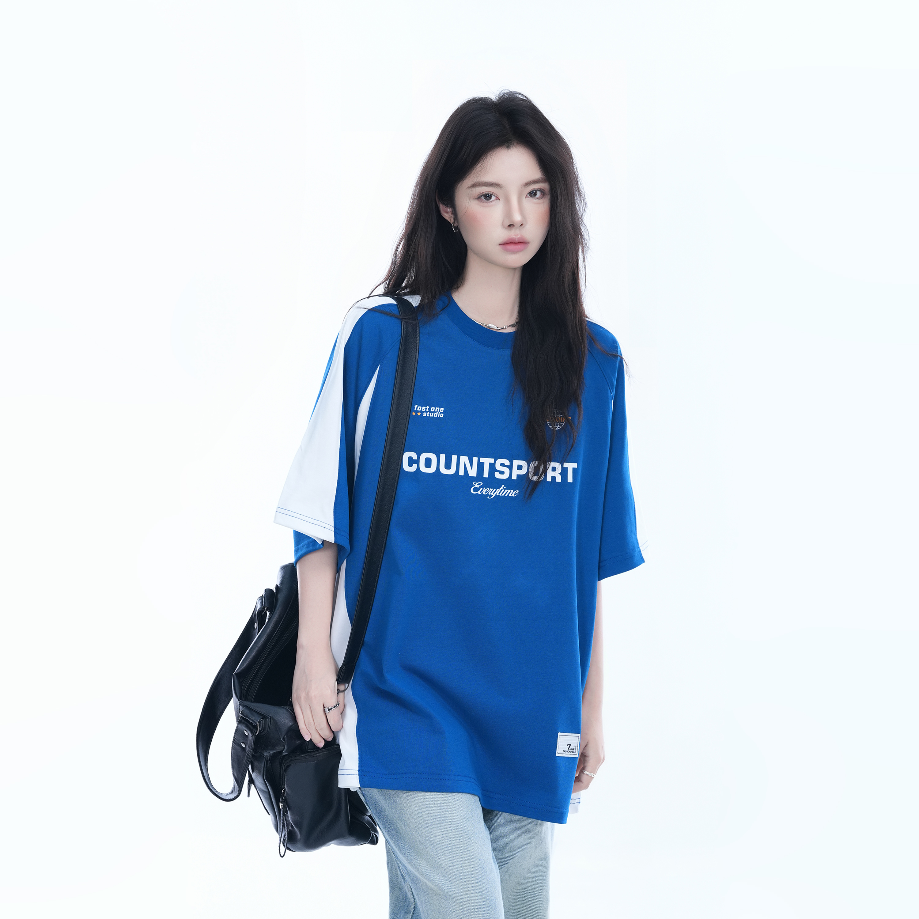 American Retro Color-Blocking Oversized Short-Sleeve T-Shirt for Women - Casual Sports Style, Y2K Inspired, Comfortable Fit