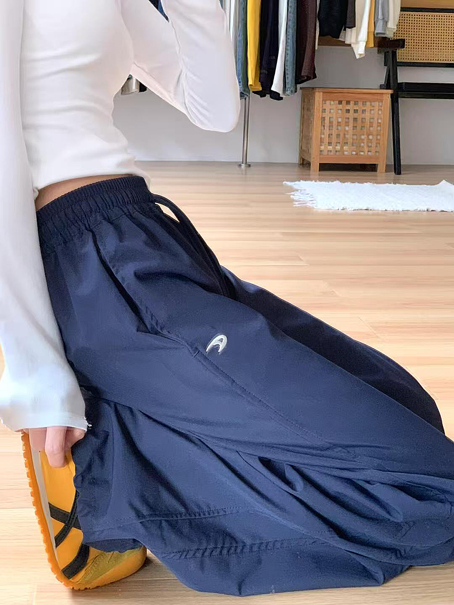 American Retro Dark Blue Wide-Leg Cargo Pants for Women - Casual Straight-Leg Sports Trousers with Drawstring, Floor-Length for Spring Autumn American Retro Dark Blue Wide-Leg Cargo Pants for Women - Casual Straight-Leg Sports Trousers with Drawstring, Floor-Length for Spring Autumn