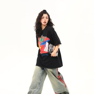 American Retro Graffiti Print Short-Sleeve T-Shirt for Women - Summer Loose Fit Casual Top, Y2K Streetwear Style