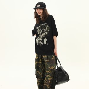 American Retro Graffiti Short Sleeve T-Shirt for Men and Women - Loose Fit Summer Streetwear Couple Top