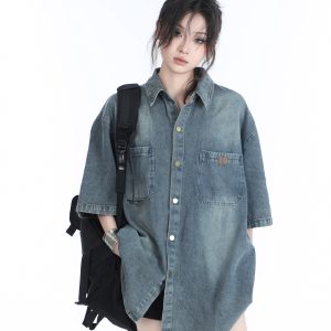 American Retro Heavy-Duty Washed Denim Short-Sleeve Shirt for Women, Unique Loose Fit, Casual Mountain-Inspired Style