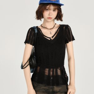 American Retro Hollowed-Out Ripped Short-Sleeve Cover-Up for Women - Slim-Fit Summer Top in Girly Style