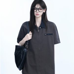 American Retro Lapel Zip Short Sleeve Shirt for Women - Gender-Neutral Loose Fit with Unique Niche Design, Casual Vintage Style