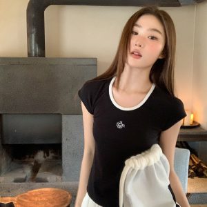 American Retro Letter Embroidery Color-Blocking U-Neck Short Sleeve T-Shirt for Women - Summer Slim Fit 90s Style Top