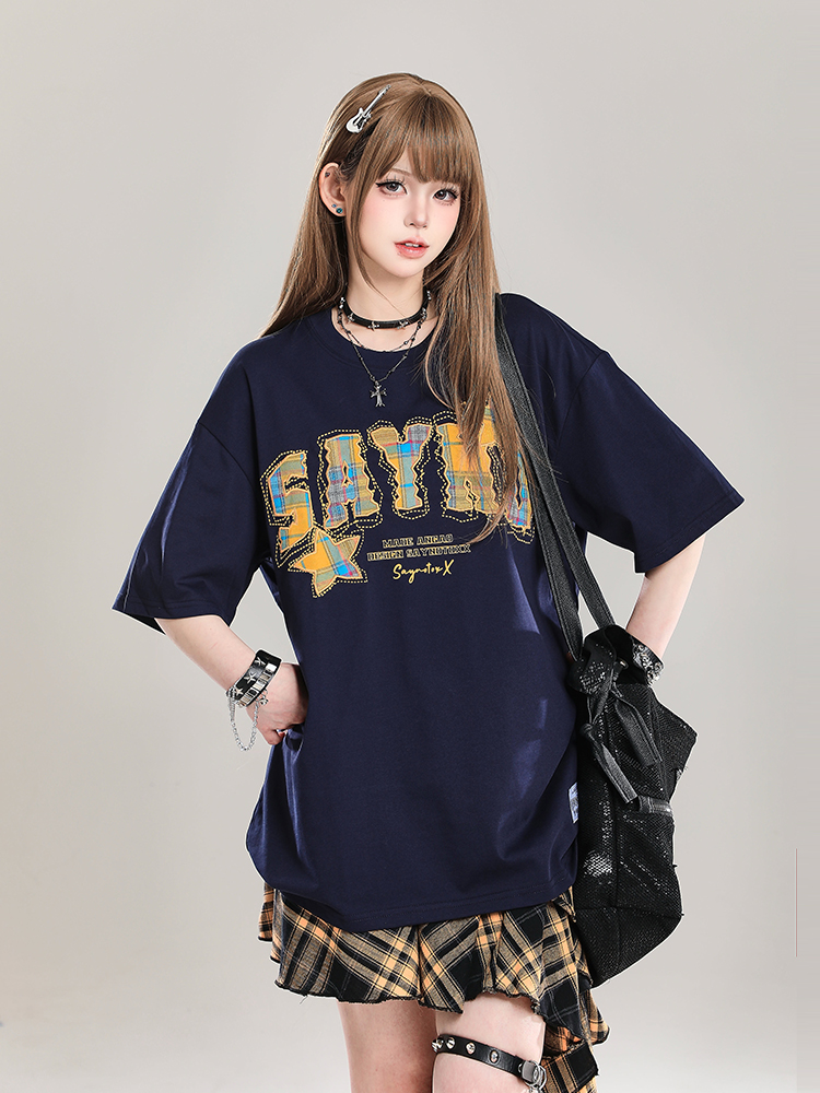 American Retro Letter Embroidery Short Sleeve T-Shirt for Women - Stylish Loose Fit College Casual Top for Summer 2025 American Retro Letter Embroidery Short Sleeve T-Shirt for Women - Stylish Loose Fit College Casual Top for Summer 2025