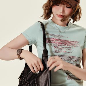 American Retro Letter Print Short Sleeve T-Shirt for Women – Slim Fit Summer Top in Girly Style