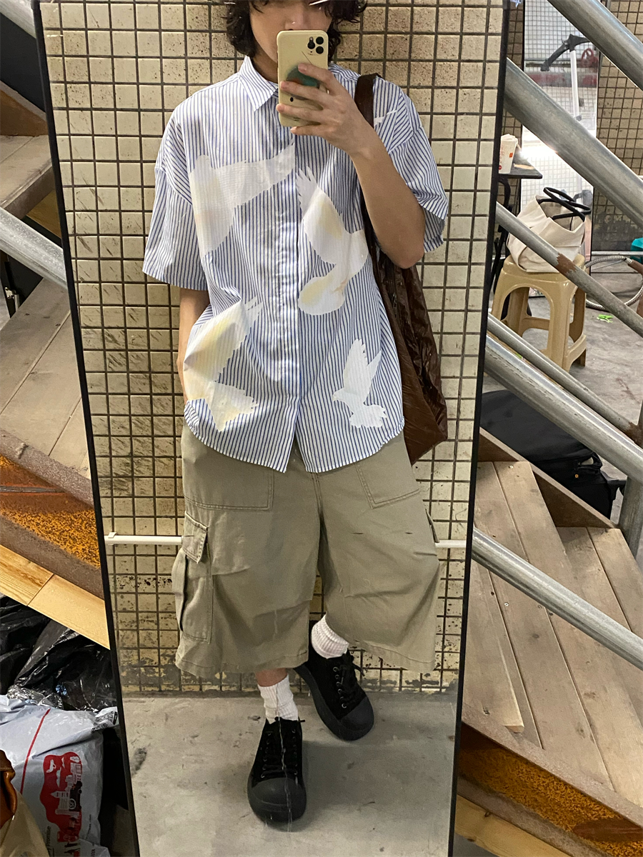 American Retro Pigeon Print Striped Short Sleeve Shirt for Men & Women - Summer Casual Loose Fit Trendy Top American Retro Pigeon Print Striped Short Sleeve Shirt for Men & Women - Summer Casual Loose Fit Trendy Top