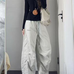 American Retro Pleated Cargo Pants for Men and Women - Loose Wide-Leg Parachute Pants with Elastic Waist and Drawstring, Trendy Sports Dance Style