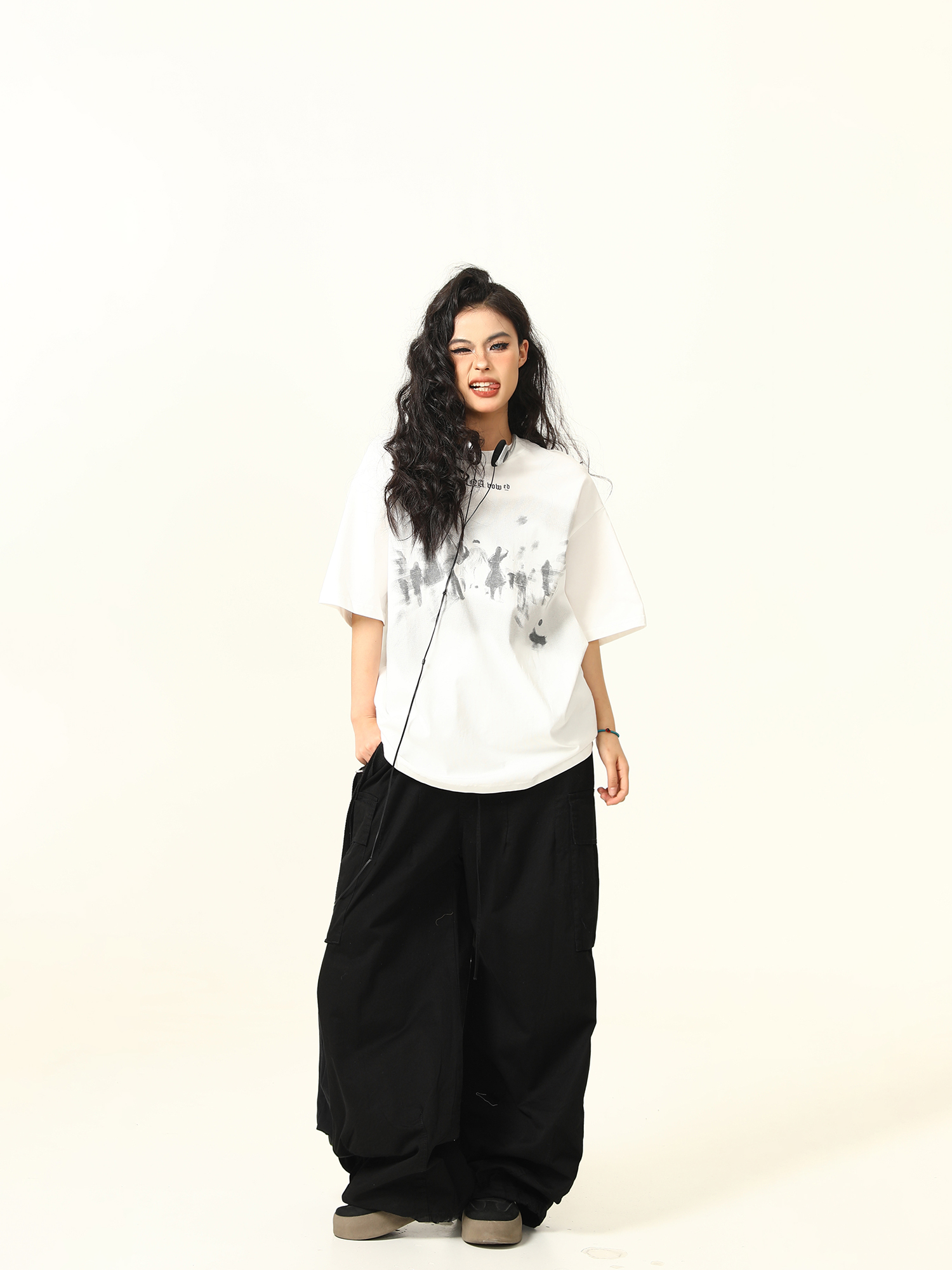 American Retro Printed Short-Sleeve T-Shirt for Men and Women, Oversized Summer Couple Top, Vintage 90s Style American Retro Printed Short-Sleeve T-Shirt for Men and Women, Oversized Summer Couple Top, Vintage 90s Style