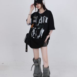 American Retro Short-Sleeve T-Shirt for Women, Summer Loose Fit, Niche Couple Graphic Tee, Vintage-Inspired Mountain Design