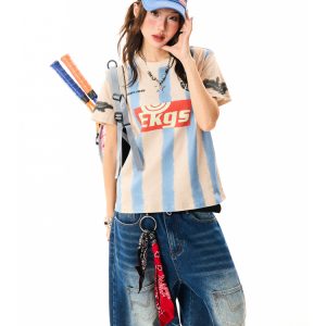 American Retro Sports Style Short-Sleeve T-Shirt for Women - Slim Fit Summer Top, Versatile 90s Inspired Fashion