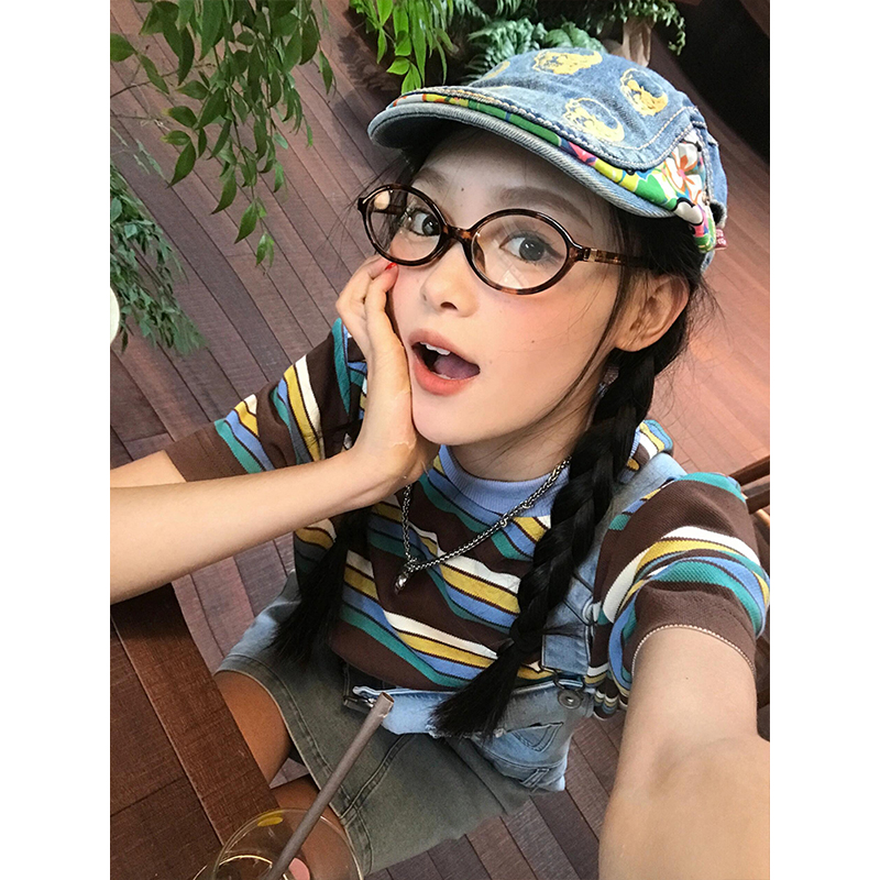 American Retro Striped Short Sleeve Casual Color-Blocking T-Shirt for Women - Summer Loose Fit College Style Top American Retro Striped Short Sleeve Casual Color-Blocking T-Shirt for Women - Summer Loose Fit College Style Top