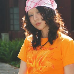 American Retro Summer Lily Print T-Shirt for Women, Round Neck, Short Sleeves, Slim Fit, 90s Inspired Orange Top