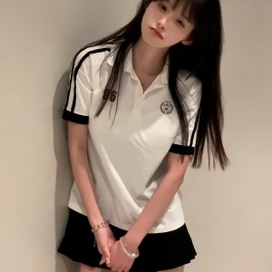 American-Style Shoulder Flip Collar Short Sleeve T-Shirt for Women - Casual College Style Polo Top for Spring & Summer