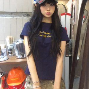 American Style Vintage Slim-Fit Cropped T-Shirt for Women - Summer Slogan Printed Short Sleeves